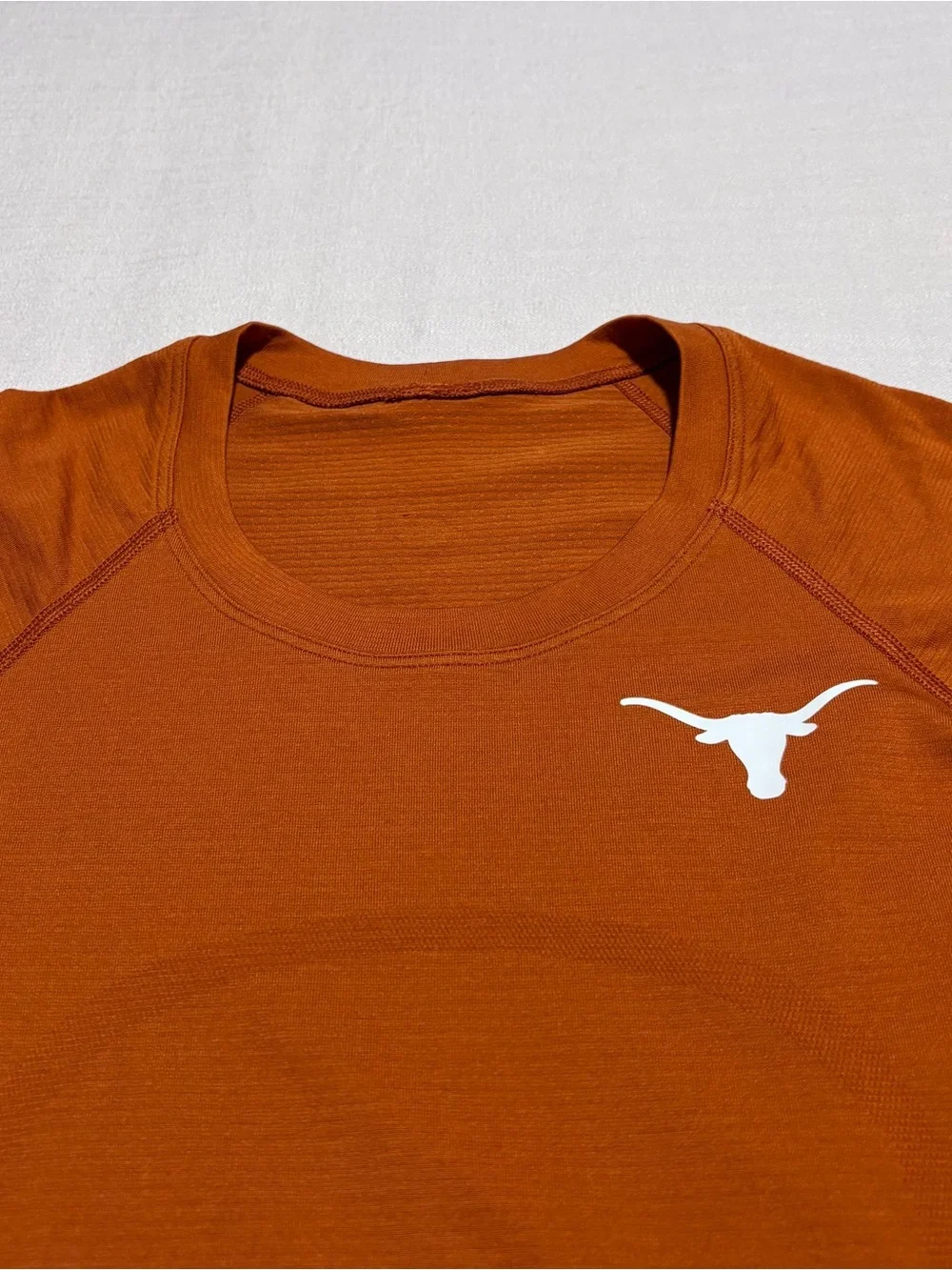 Texas Longhorns Lululemon Swiftly Tech Short Sleeve Tee | Size 4